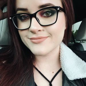 Meet your Posher, Carly